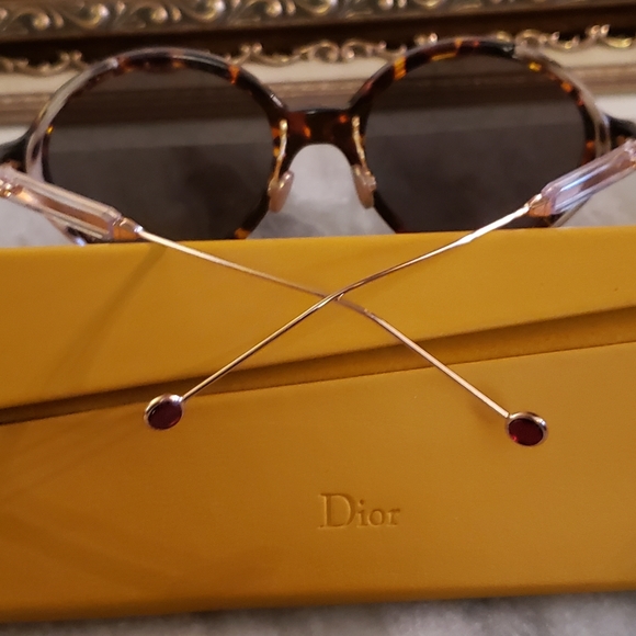 Christian Dior Umbrage Round Tortoise Shell Havanna Red Gold Sunglasses - Picture 6 of 11